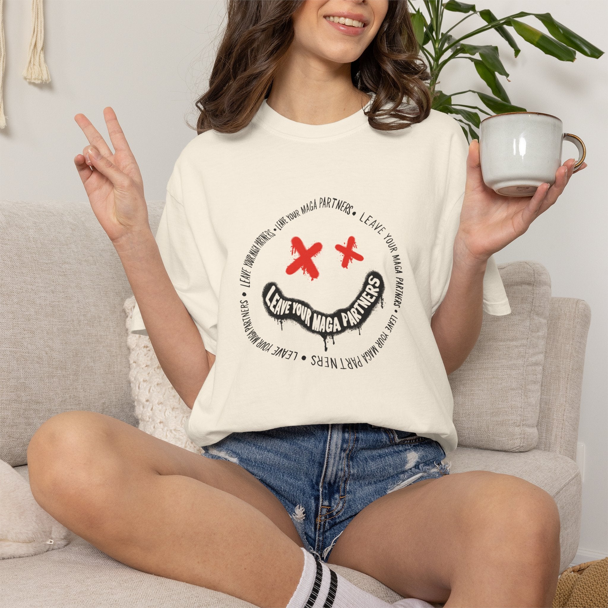 Leave your MAGA partner | Not just husbands can be MAGA. Women can be too. Their love life should be empty just like their souls.