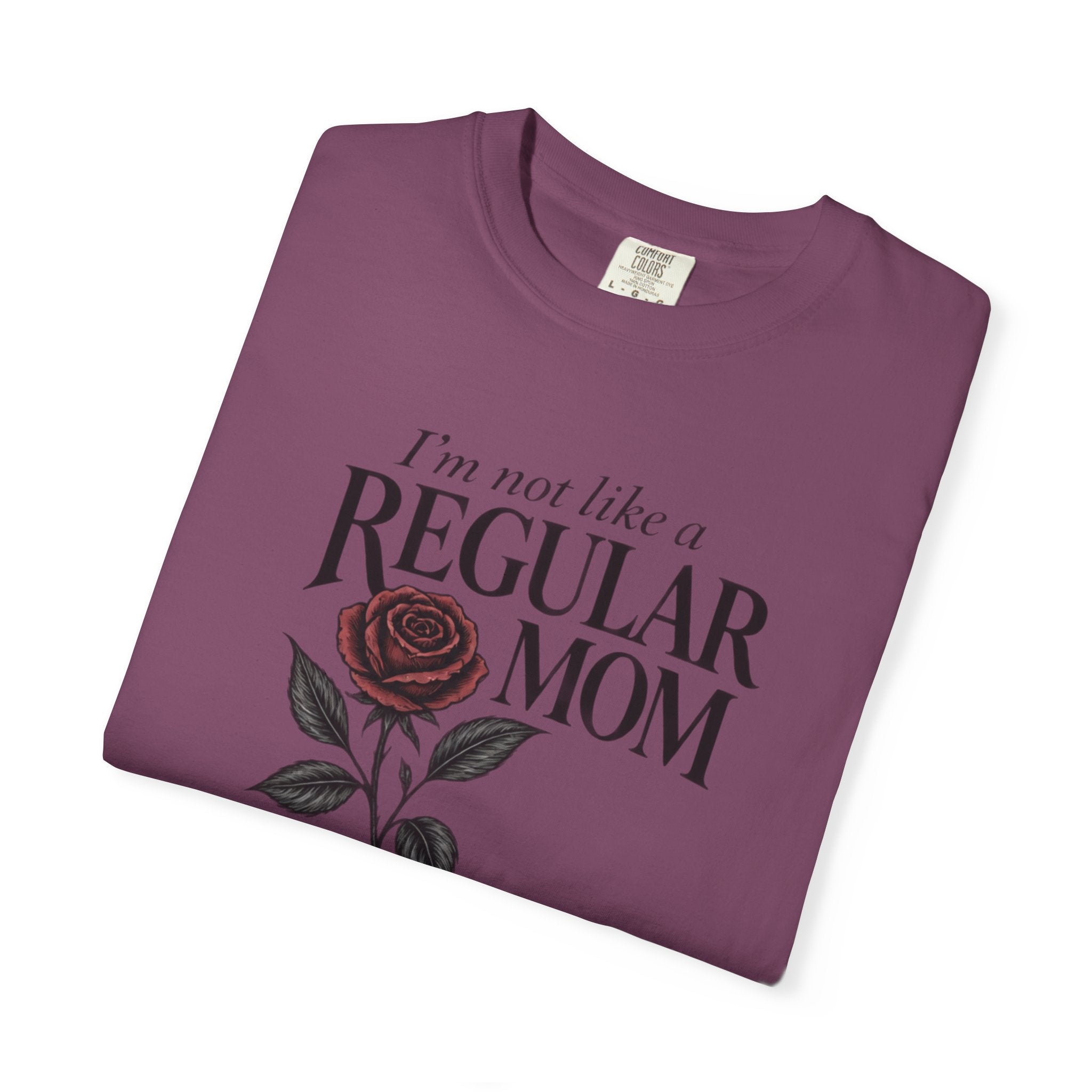 I’m a cool mom T-Shirt | Feminist Mom | 90s retro Mom Graphic Unisex Garment-Dyed T-shirt